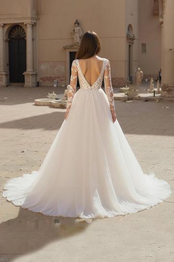 Tulle ivoire Une ligne col V dentelle Robe de mariée longue à manches longues